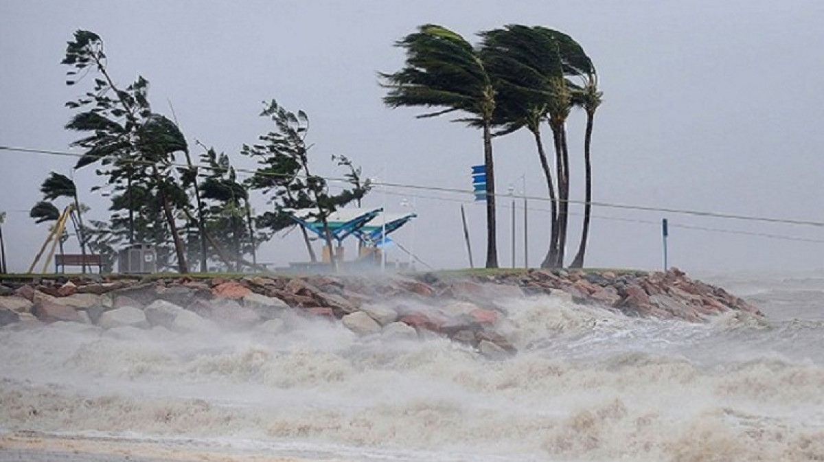 ৩০০ পর্যটক আটকে আছে সেন্ট মার্টিনে।