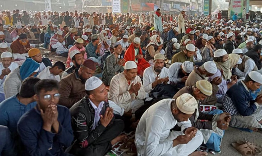 আখেরি মোনাজাতে শেষ ইজতেমার প্রথম পর্ব