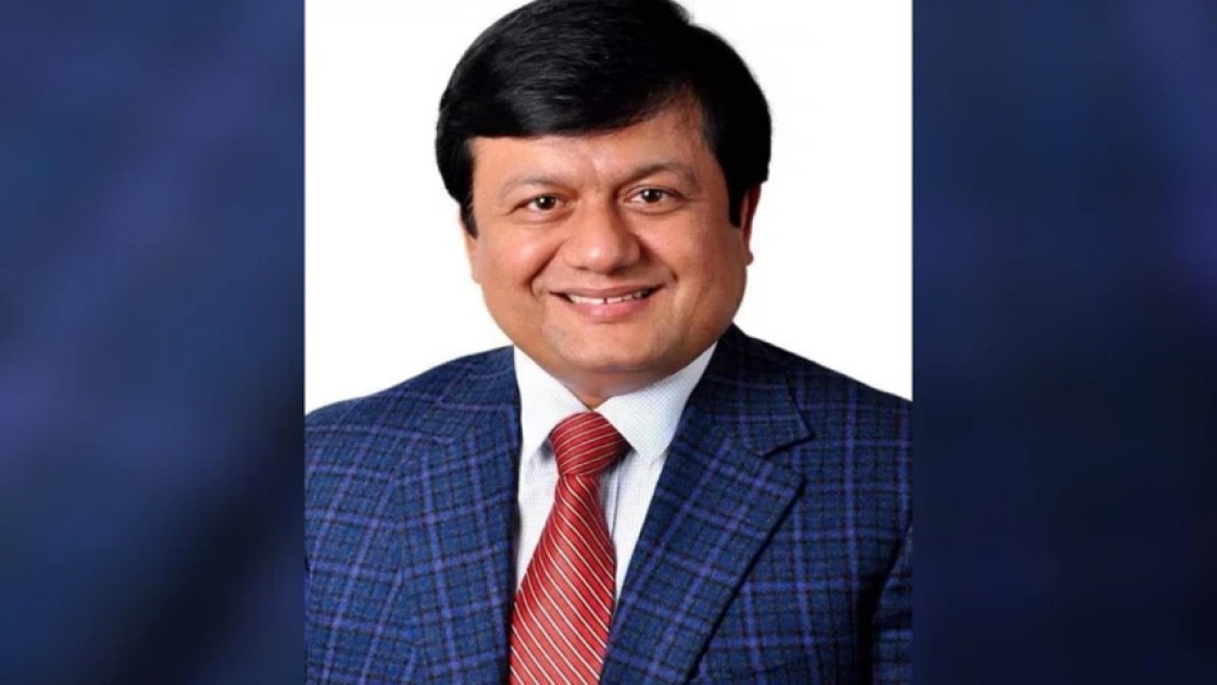 প্রথম স্ত্রীর ও দুই সন্তানের নামে সম্পদের পাহাড় গড়েছেন মতিউর