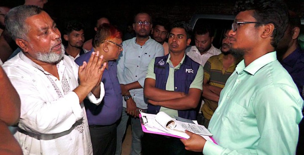 ভোলায় বিসিকের ২ কারখানায় অবৈধভাবে মজুদ  ৬ হাজার লিটার ডিজেল জব্দ : খান ফ্লওয়ারের জামাল খানকে ১ লাখ  ও তৃষ্ণা বেকারির জুয়েলকে ৫০ হাজার টাকা জরিমানা